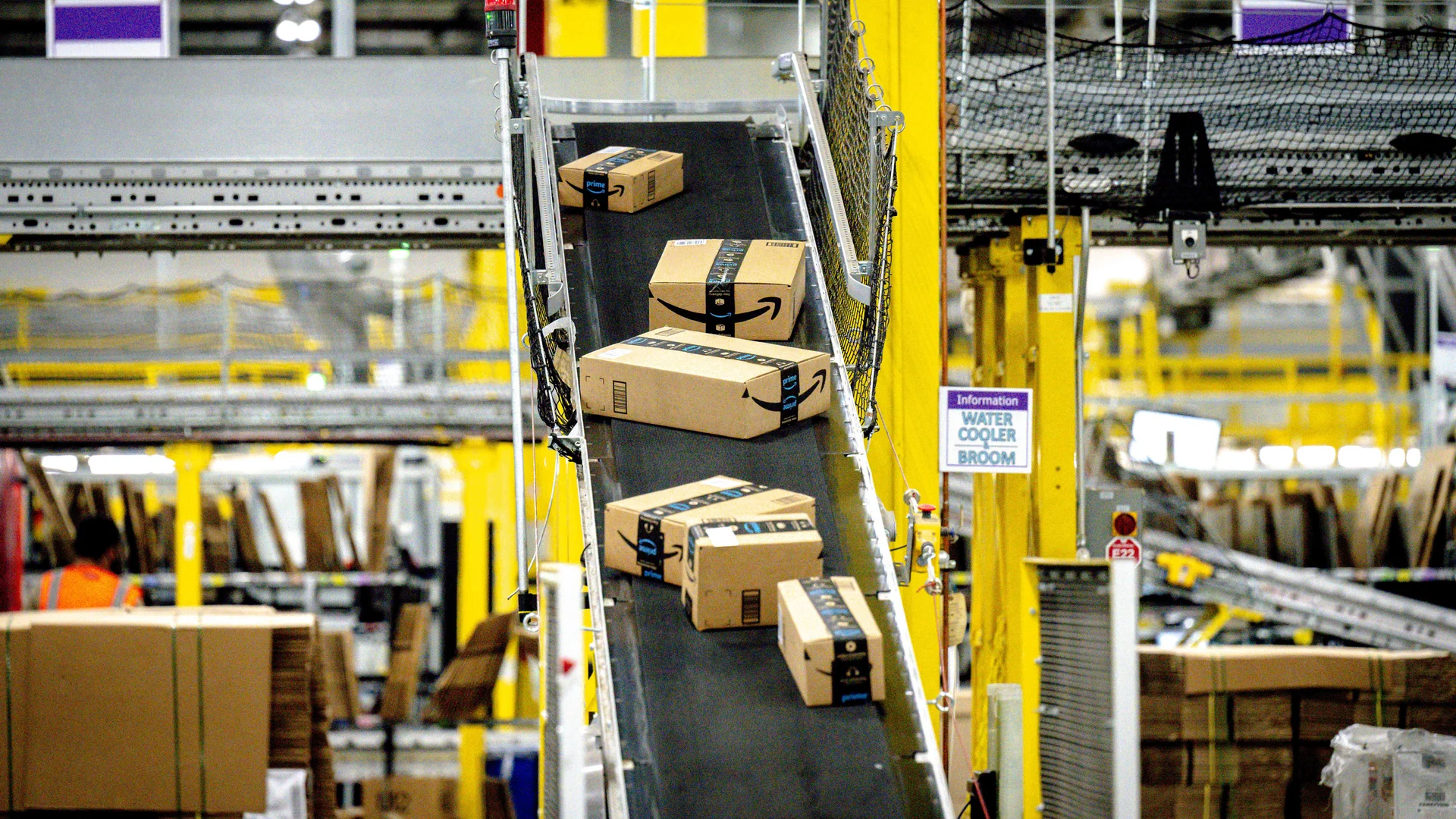 Ops Amazon Growth or Operational Excellence? Do You Have to Choose?
