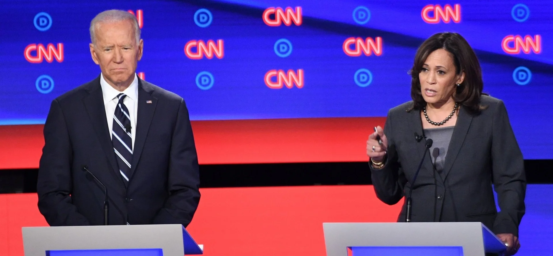 The 5 Most Weird and Hilarious Moments From Night 2 of the Democratic ...