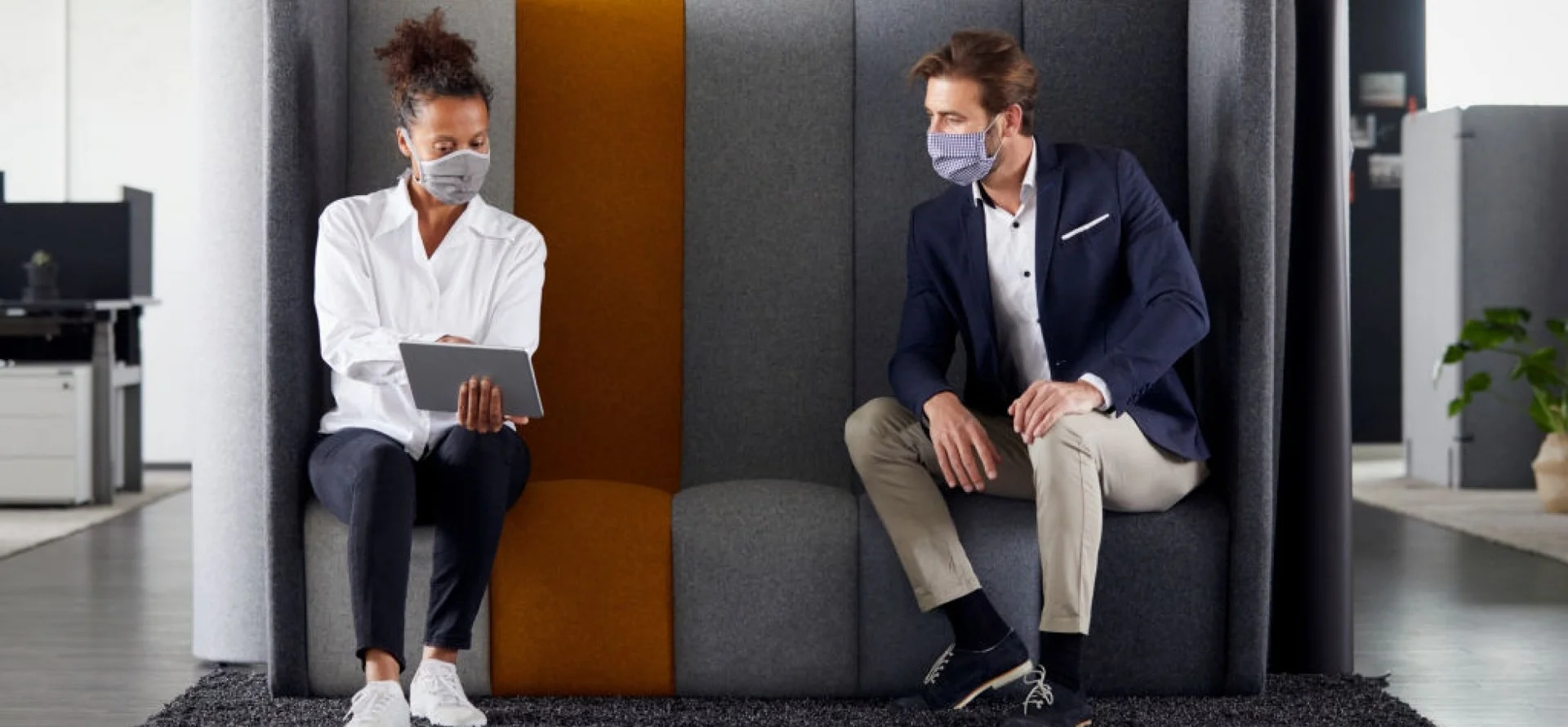 3 Tricks to Communicate Effectively Even When You're Wearing a Mask