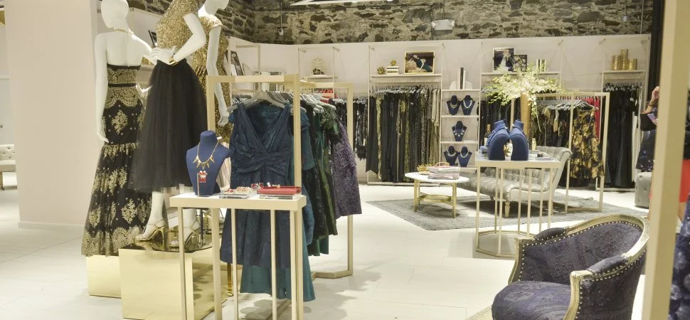 runway dress store Rent the Runway to Launch More Brick-and-Mortar Stores Next Year