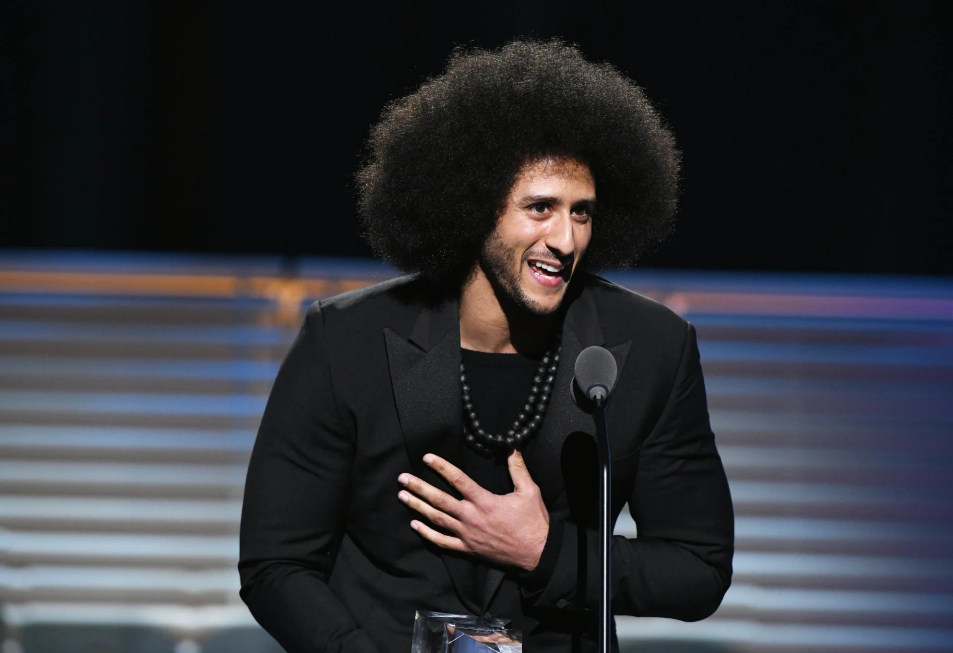 Colinxa0Kaepernickxa0Has a New Endorsement Deal With Nike Even Though He s Not in the NFL