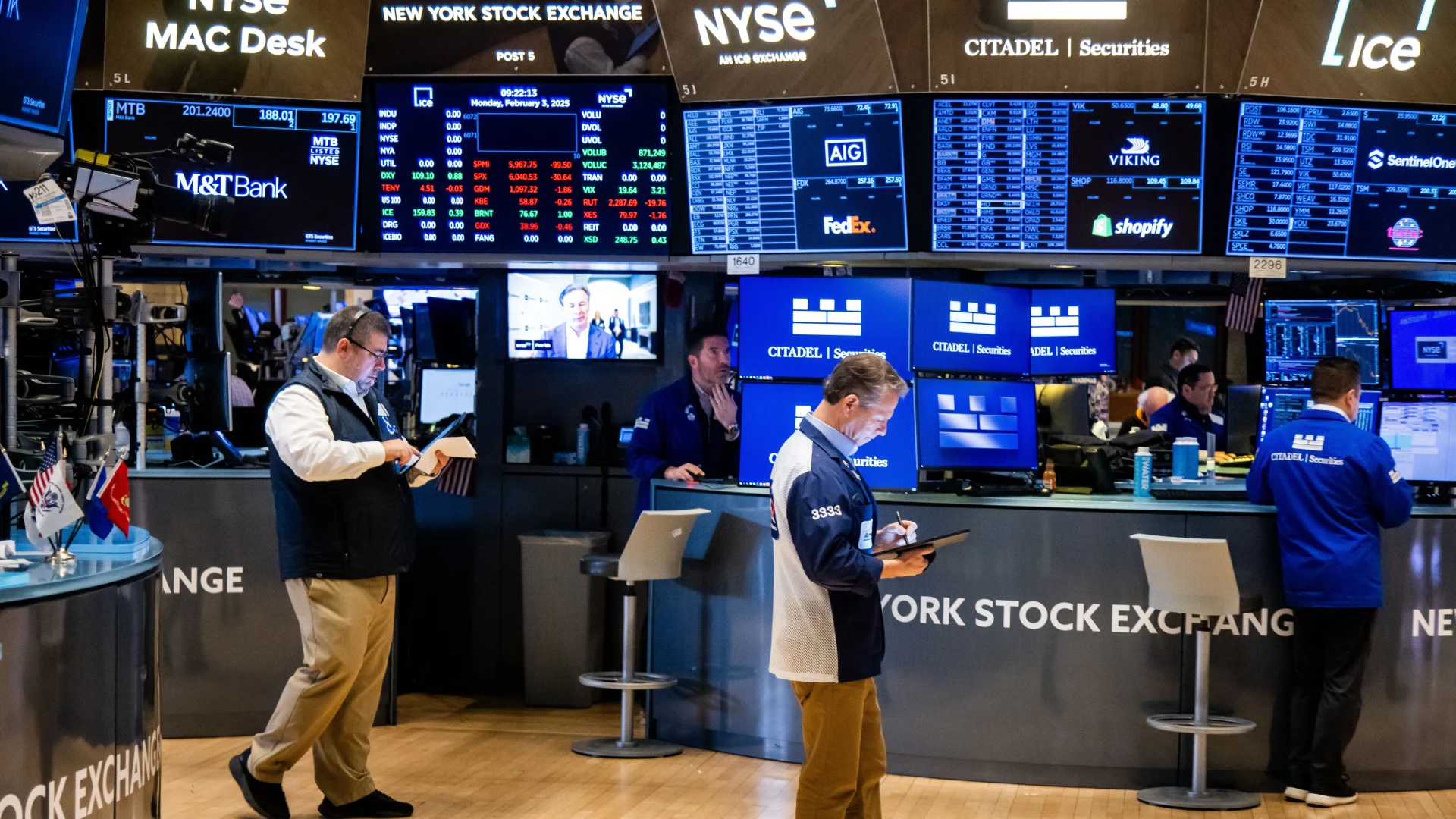 Stock Market Outlook: Optimism Boosts Equities Despite Tariffs ...