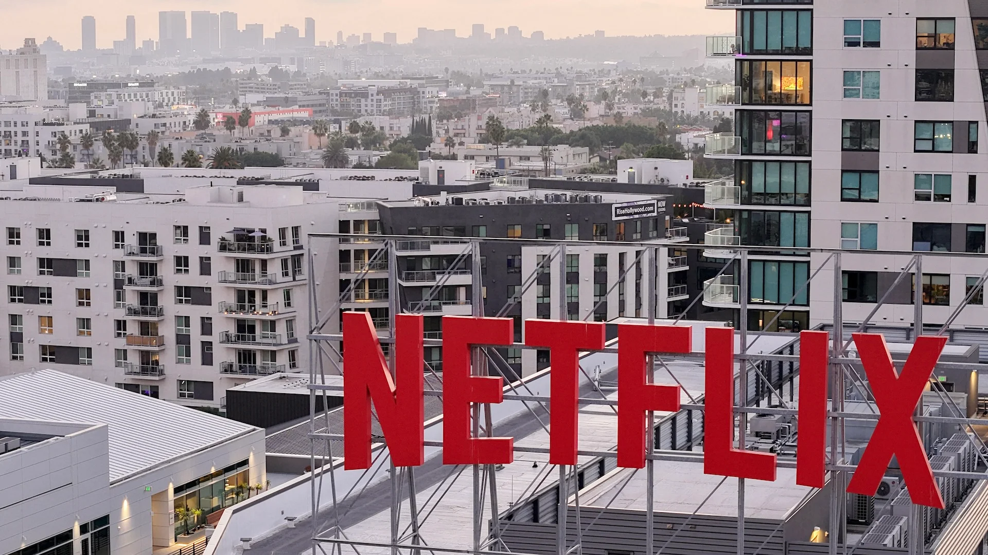 Hollywood Filmmakers Raise Alarms Over Netflix-Warner Bros Deal