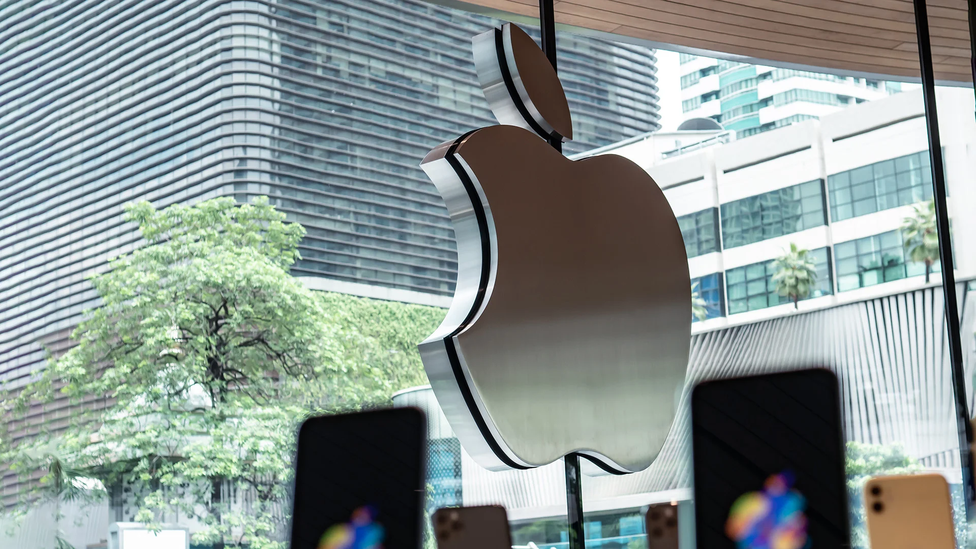 How Hackers Just Dumped Apple's Tightly Guarded iPhone 18 Pro Secrets on the Dark Web