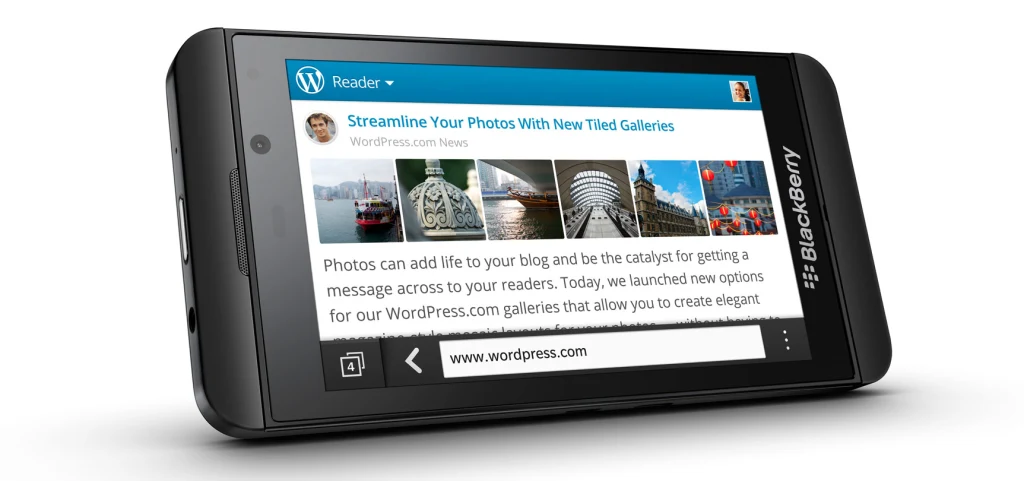 スマートフォン本体 BlackBerry z10 blackberryz10-pano_24774.jpg