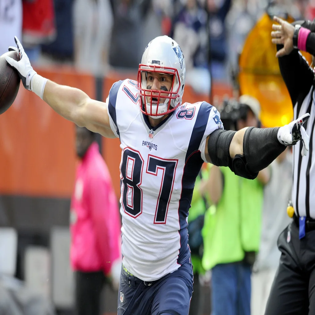 Rob Gronkowski Confirms He Never Spent Nfl Salary
