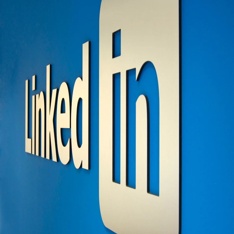 How to Make Money by Blogging on LinkedIn