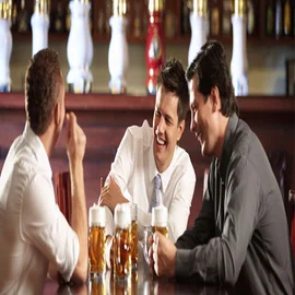 4 Ways to Successfully Mix Business &amp; Pleasure