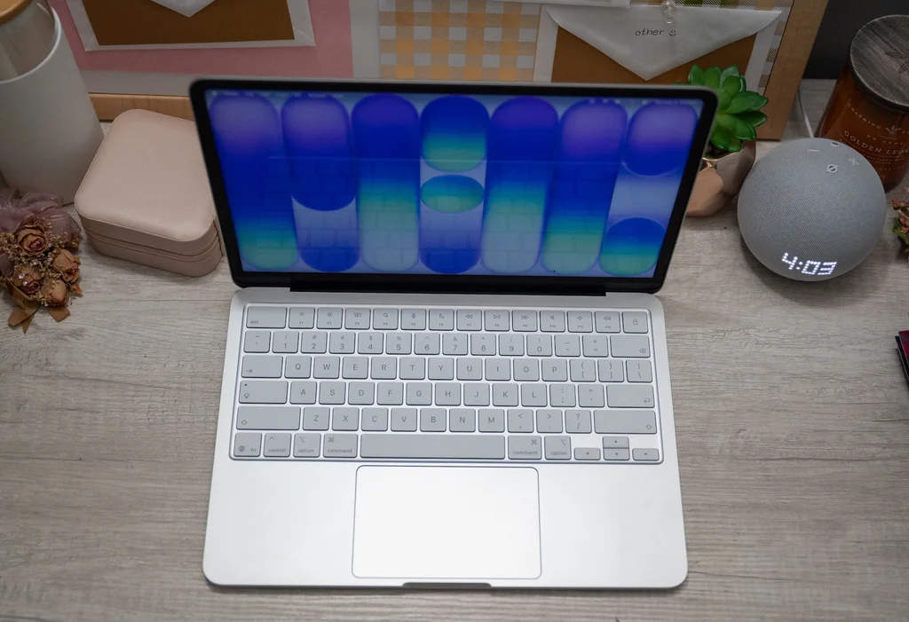 Review: The MacBook Neo Is the Perfect Set of Compromises