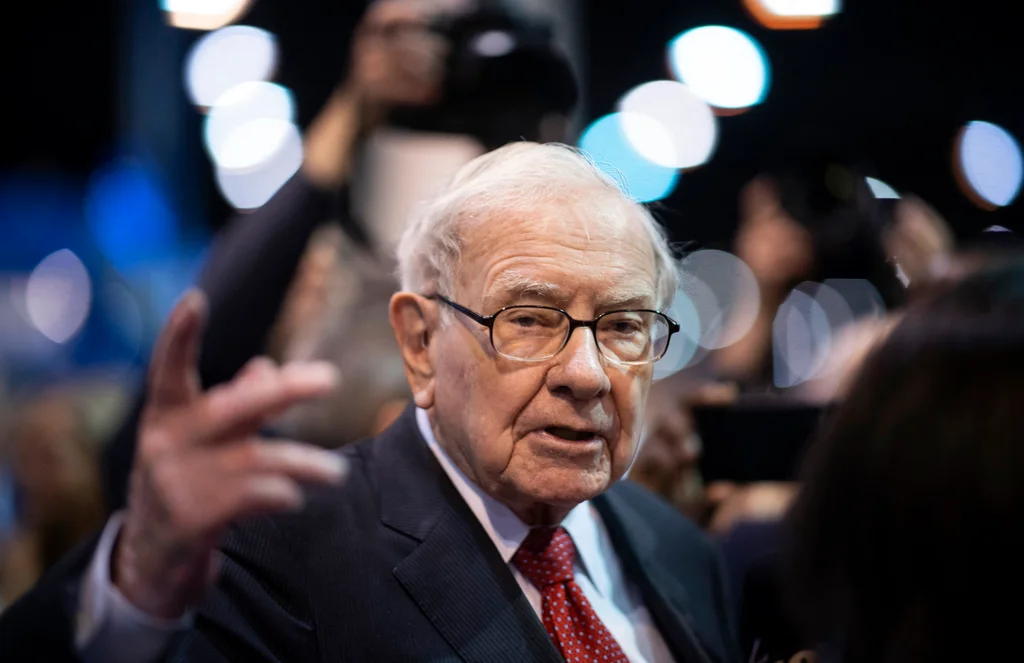 Warren Buffett Says This One Skill Will Multiply Your Success. In the AI Age, It's More Valuable Than Ever