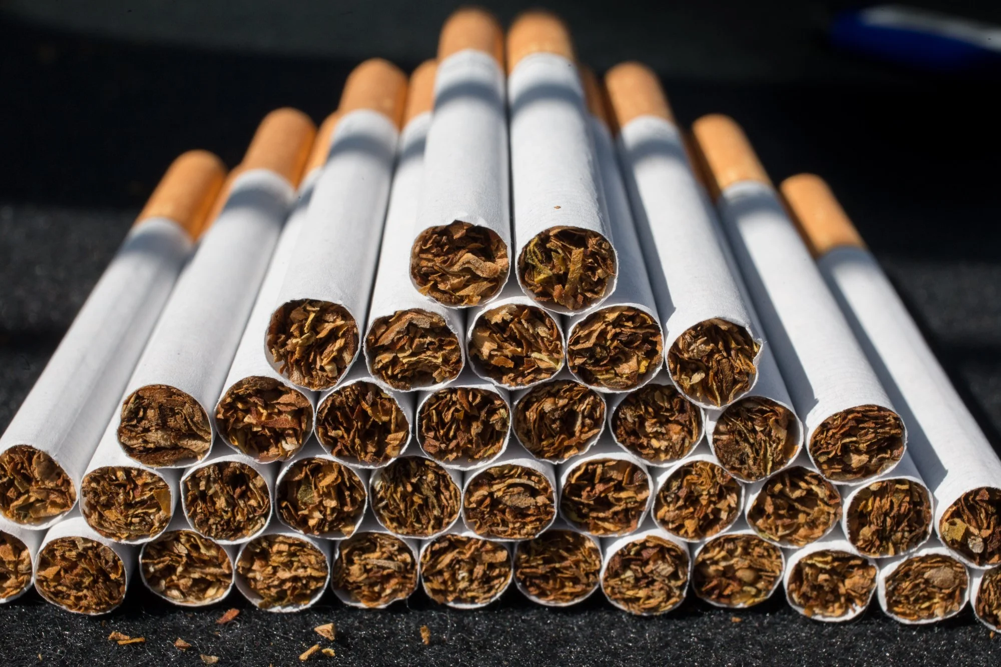 How to Handle and Help Employees Who Smoke (and Those Who Don't)