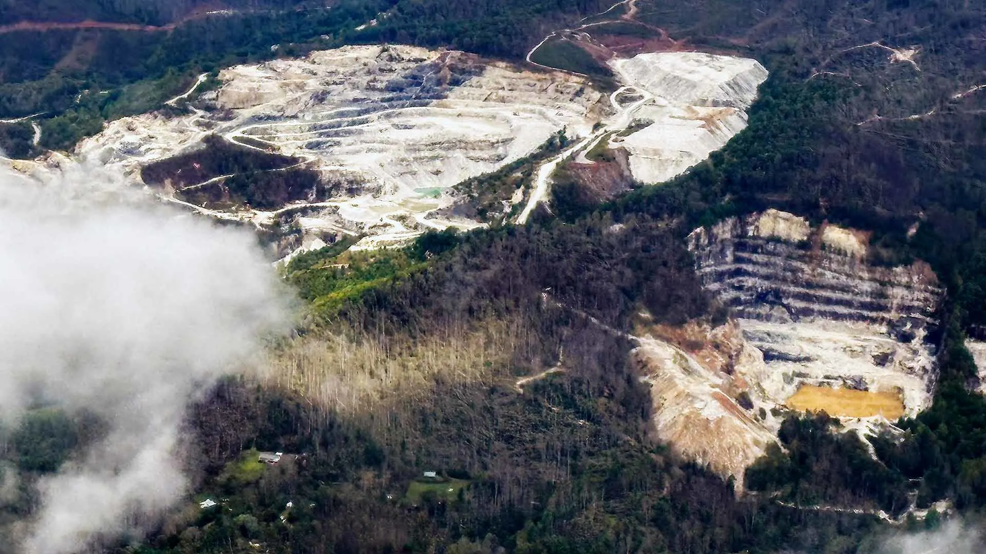 Helene Destroyed a Town That’s the Source of Quartz for Most Tech Products