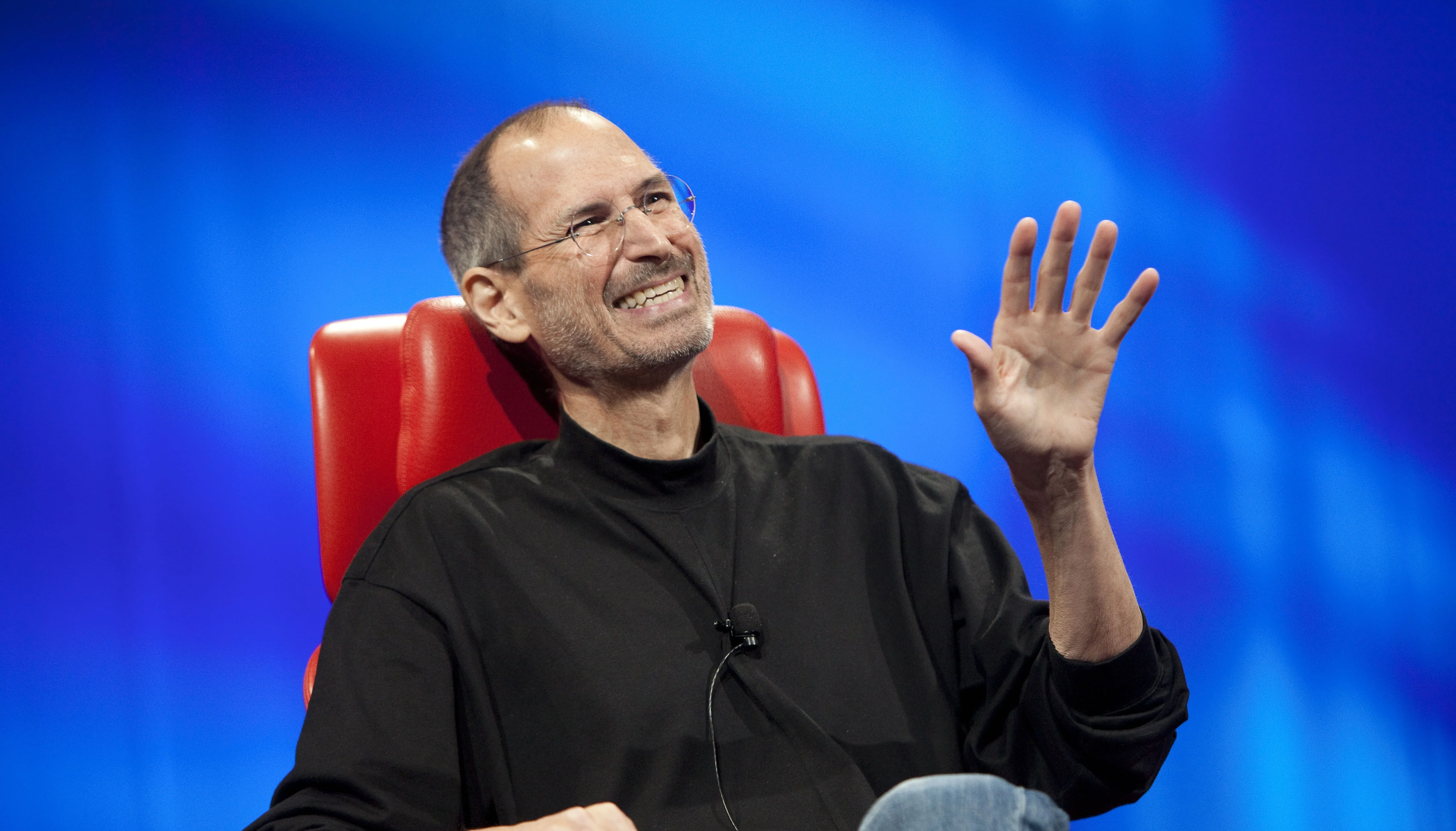 The Unexpected Lesson Tim Cook Says Steve Jobs Taught Him About Leadership