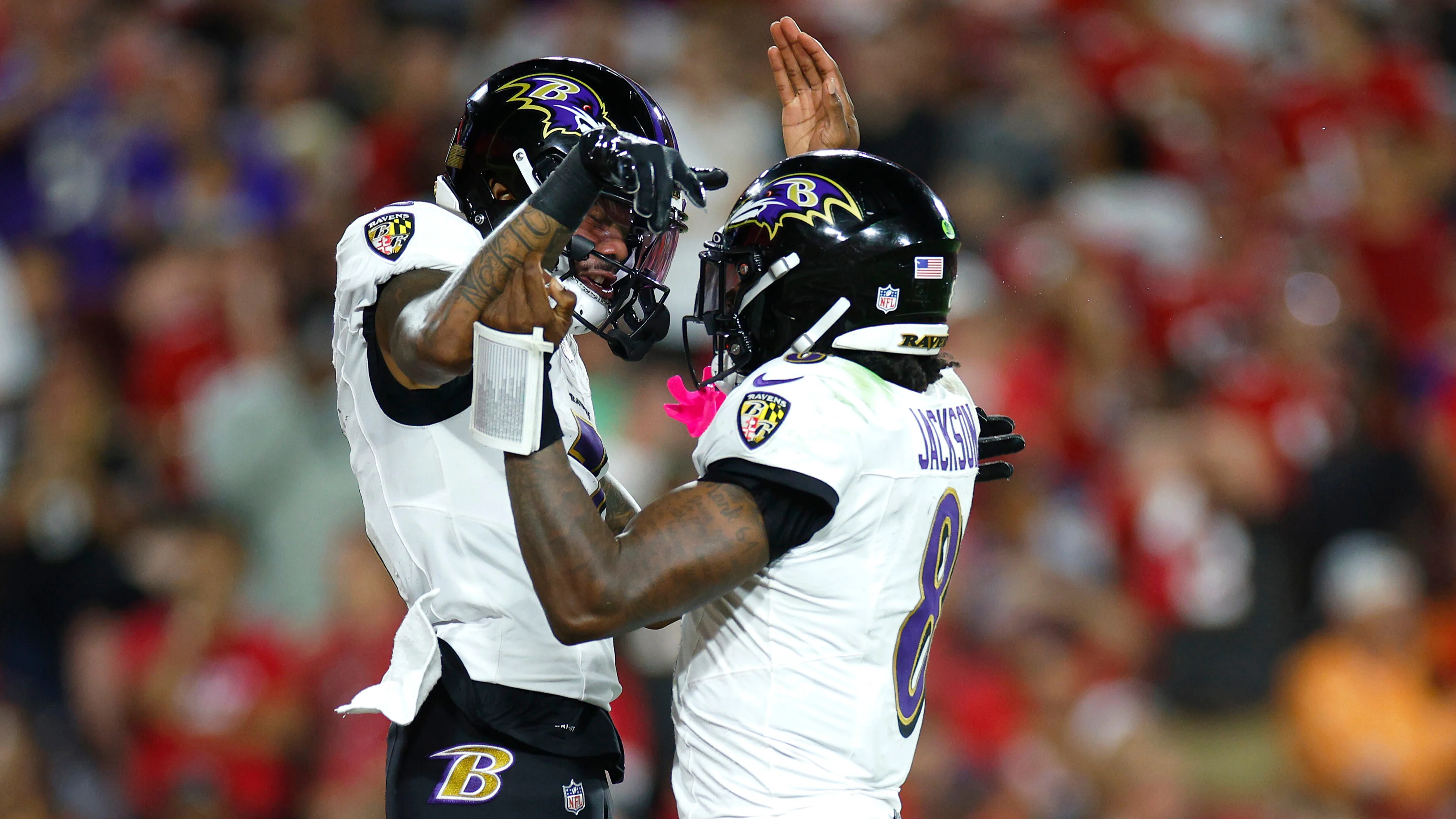 Ravens QB Lamar Jackson Shared a 9-Word Conversation With a Teammate in Last Night’s Game. It Teaches a Lesson in Emotional Intelligence, Backed by Science