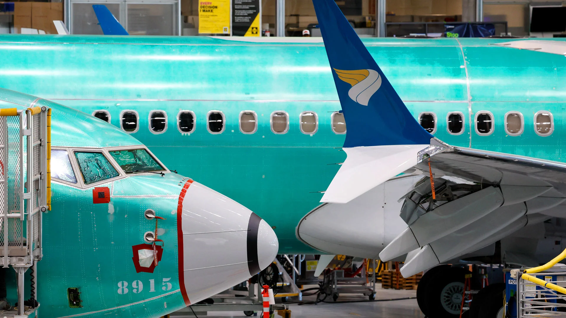 Boeing Resumes Making 737s After Strike