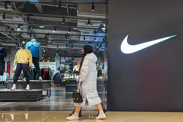 Nike Profits Surge as Sales Beat Forecasts