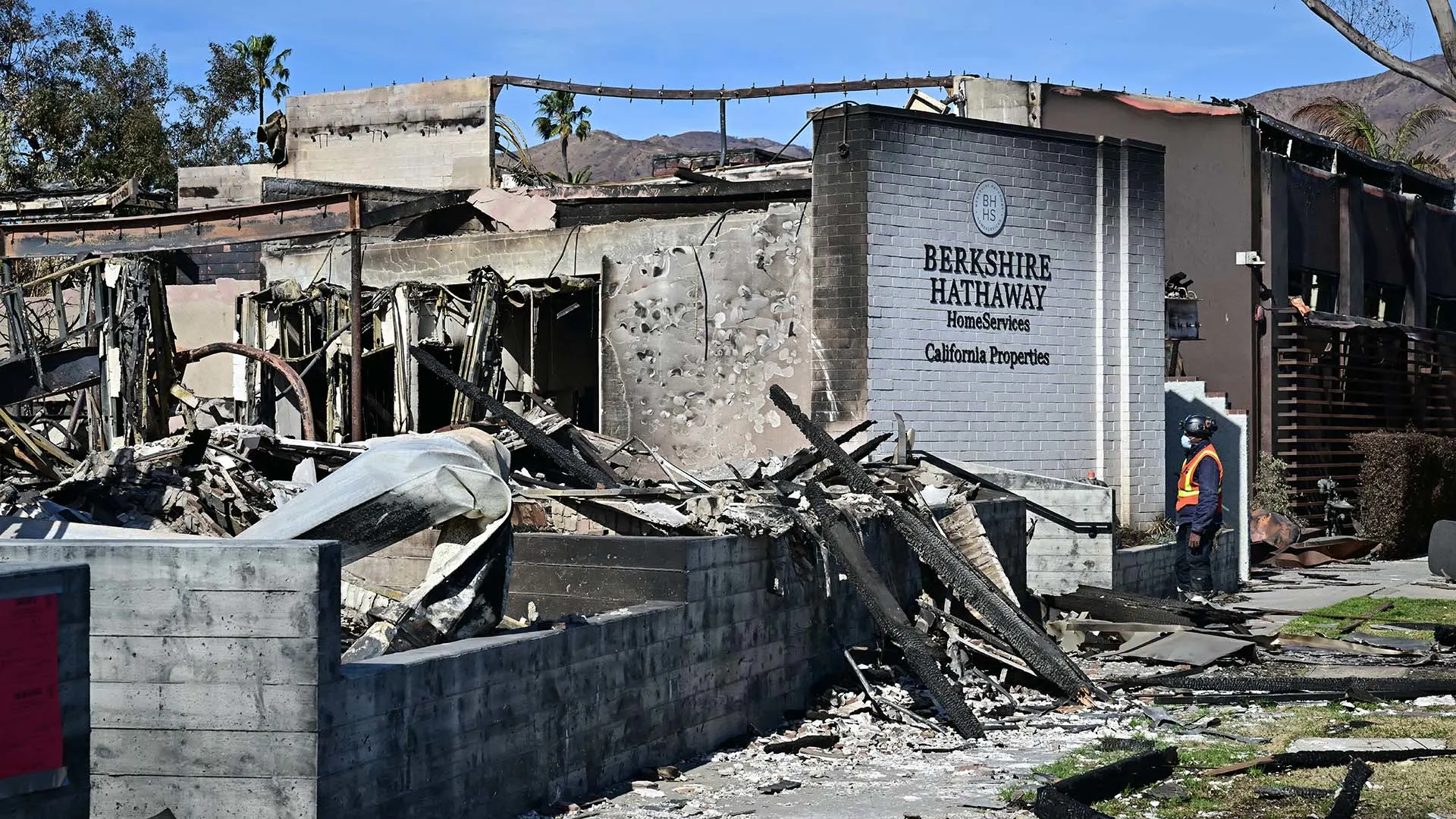 After Fires, L.A. Small Business Owners Struggle to Regain Their Footing