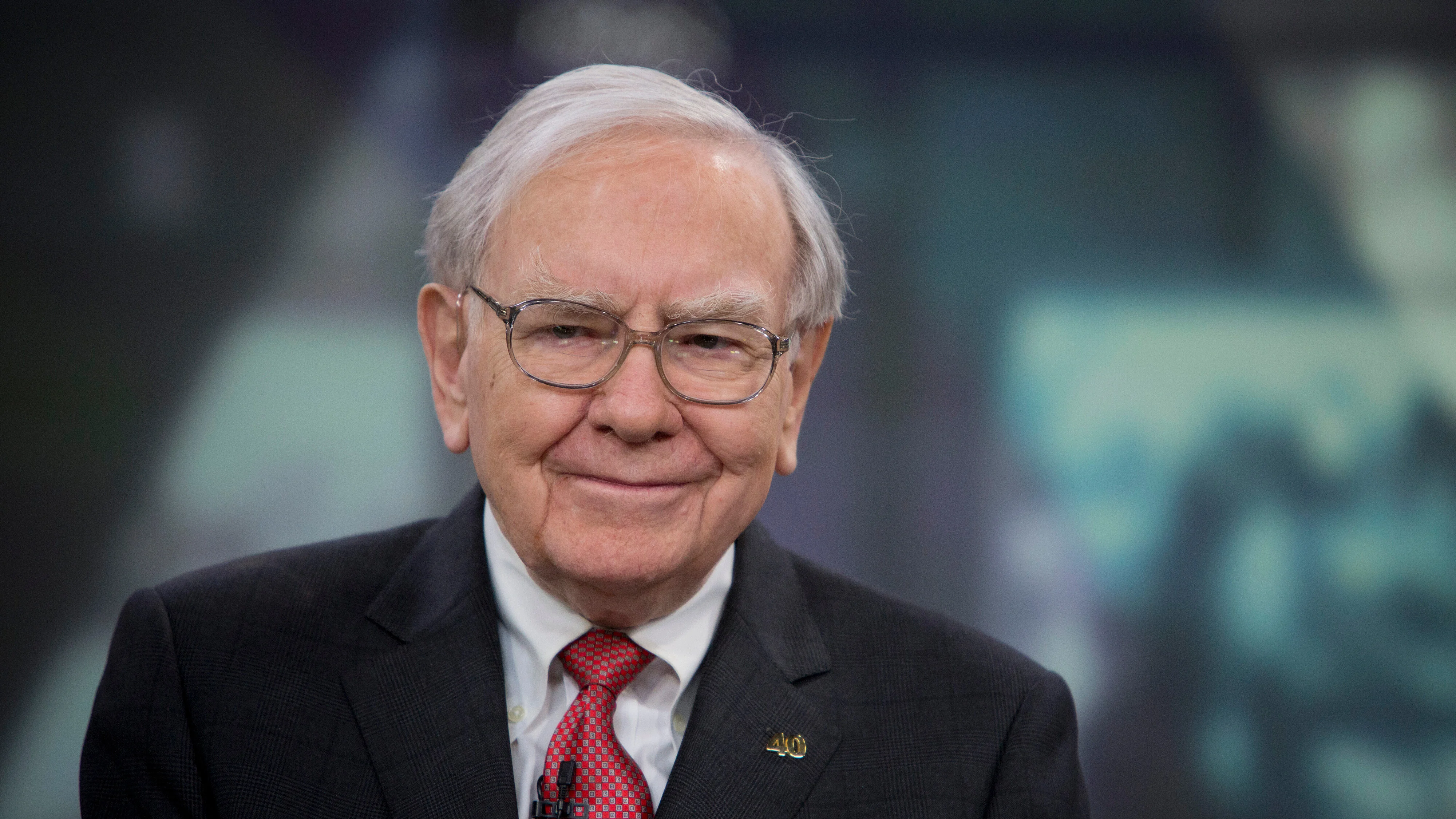 Warren Buffett Just Recommended 27 Books on Business and Life