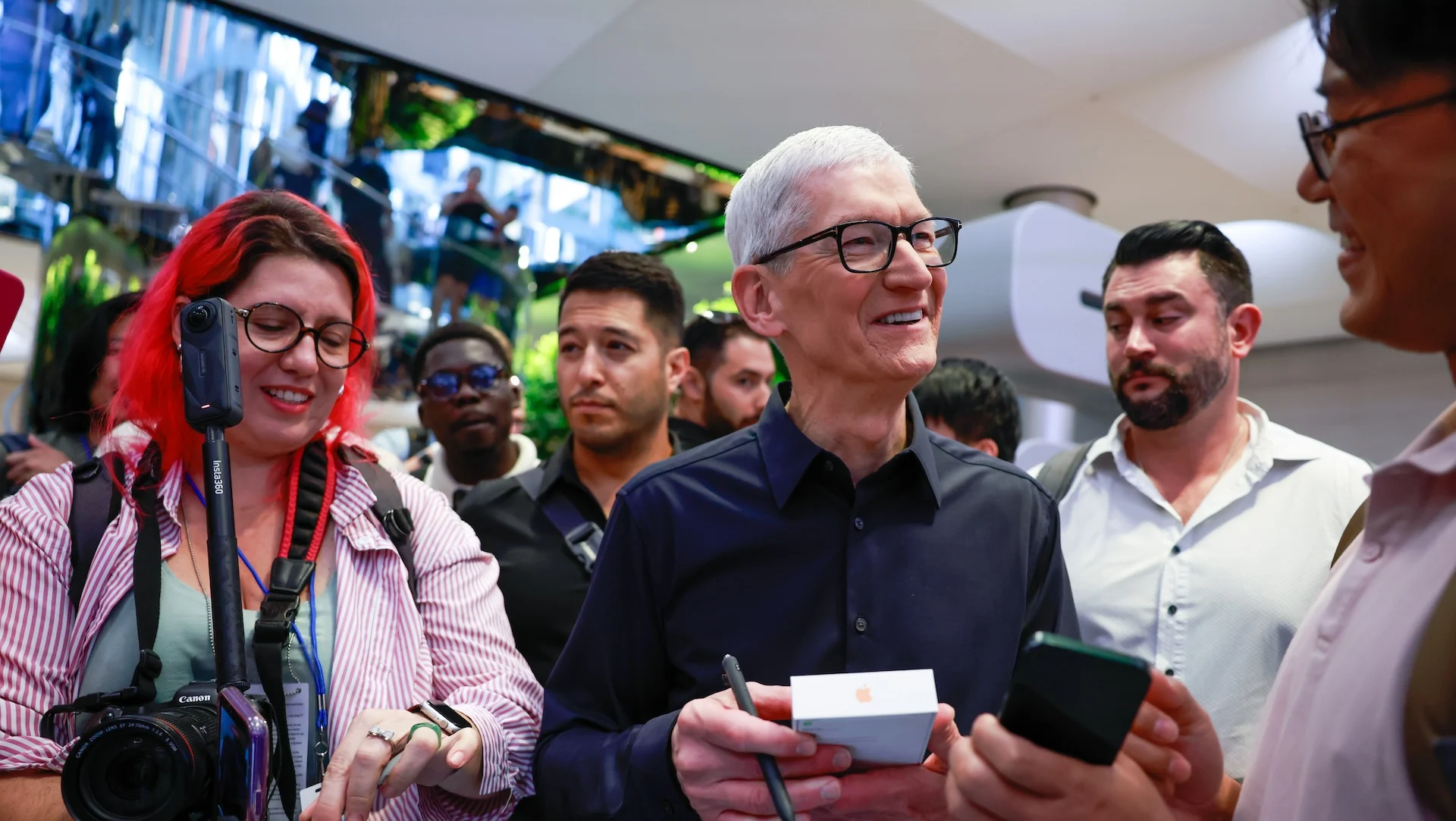 Tim Cook’s Farewell Letter Just Revealed His Most Important Leadership Habit