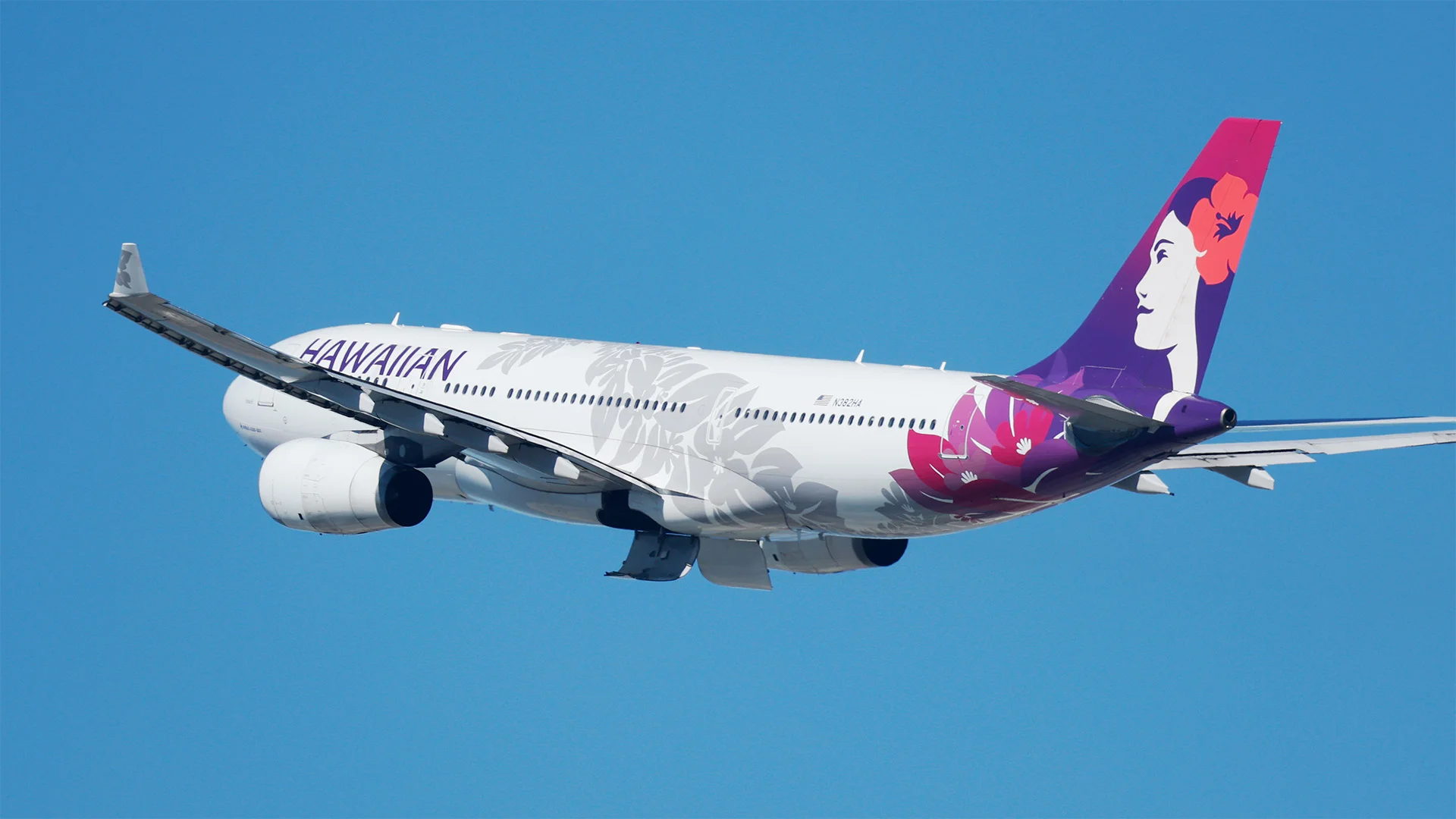 This Major Airline Just Eliminated Free Economy Meals on Most Flights—and the Change Starts July 1