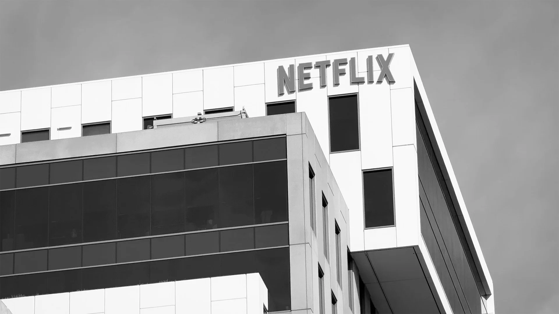 A Netflix Company Retreat Sparked a Lawsuit. Experts Say the Real Damage May Be Just Beginning