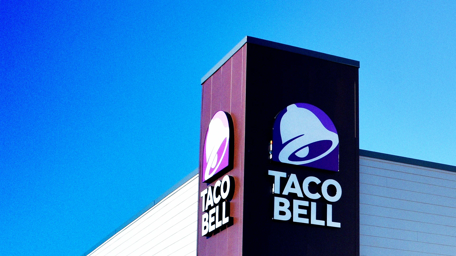 Taco Bell’s Parent Company Refused to Say 1 Word on Its Earnings Call. Crisis Experts Think They Know Why