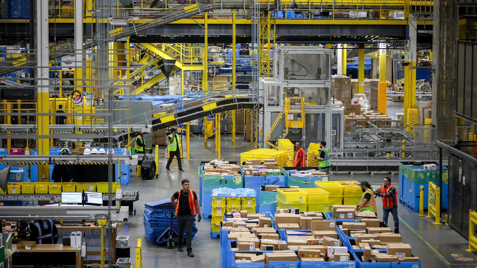 Amazon Is Buying Up Older Books and Destroying Them After Scanning. The Orders Go Back to 2024