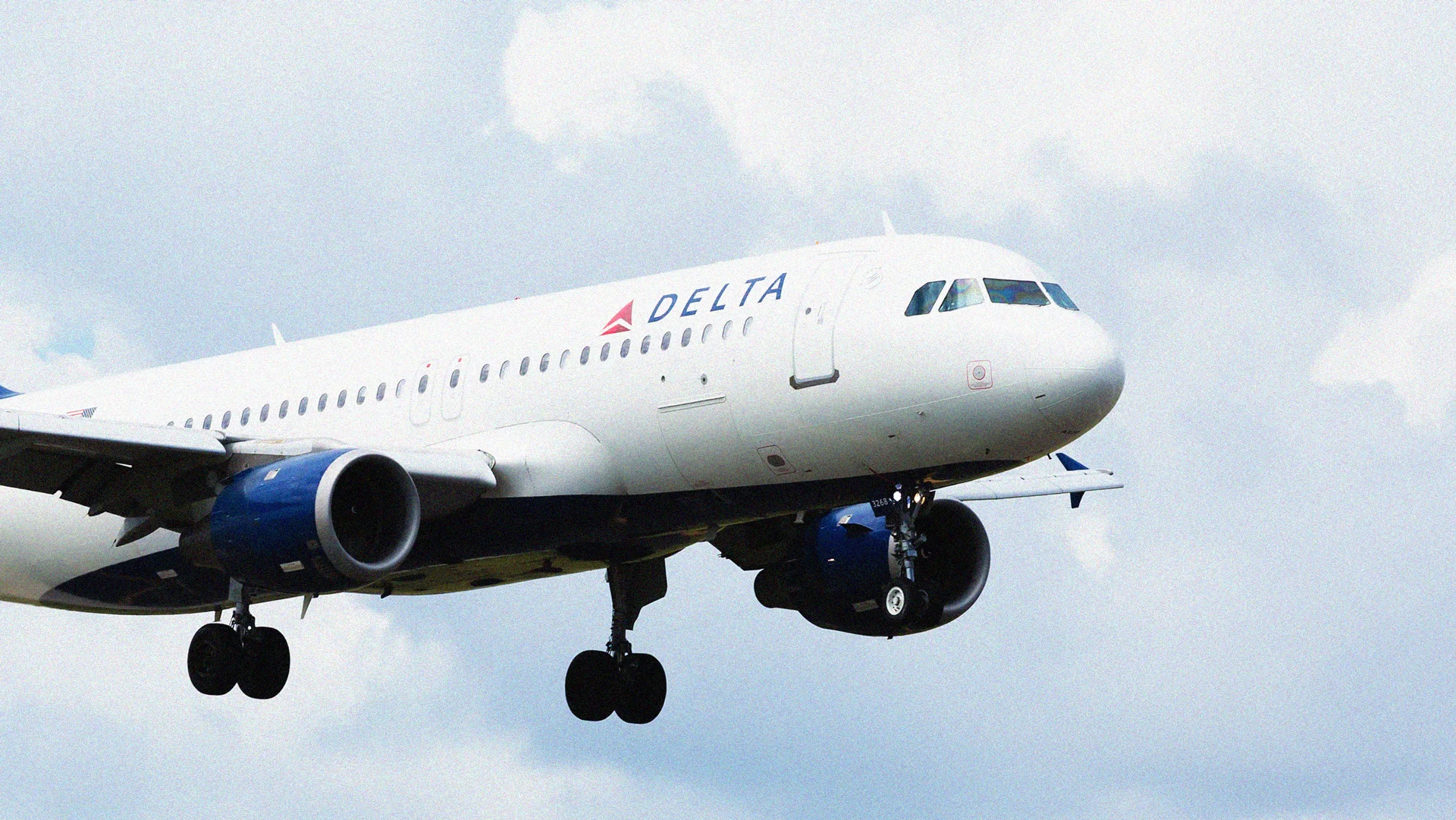 A Fake Wi‑Fi Network Appeared on a Plane. Then Delta Declared an In‑Flight Emergency.