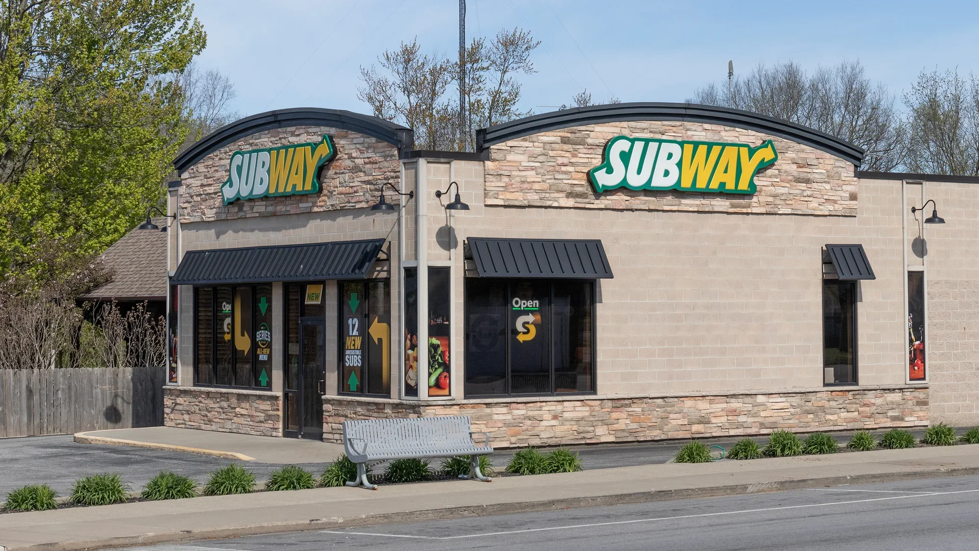 Subway Hit With Another Franchisee Bankruptcy: Will More Stores Close?