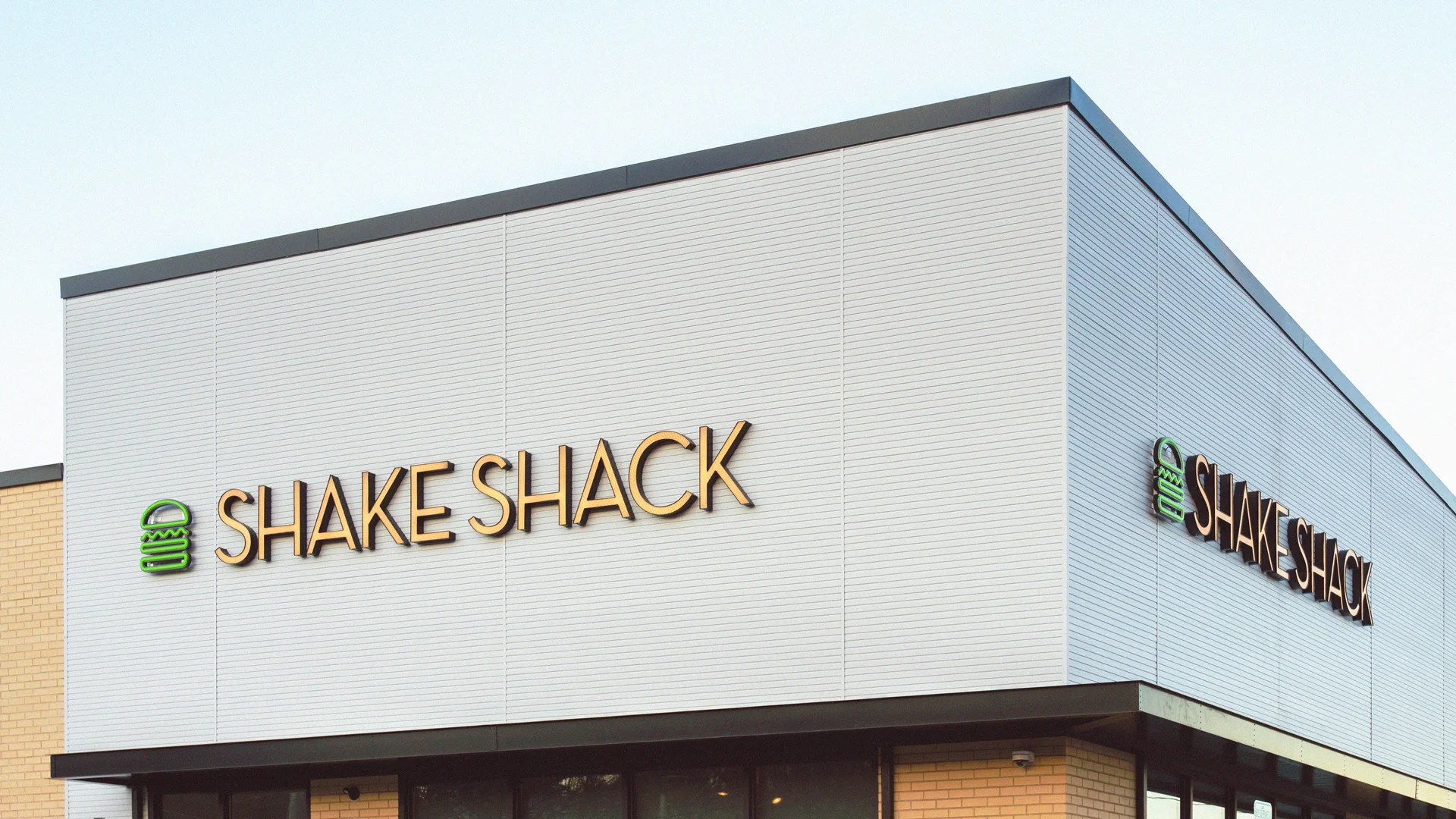 A Shake Shack Order Got Pricier After a Customer Hit ‘No Tip.’ The Company Says That Wasn’t the Reason