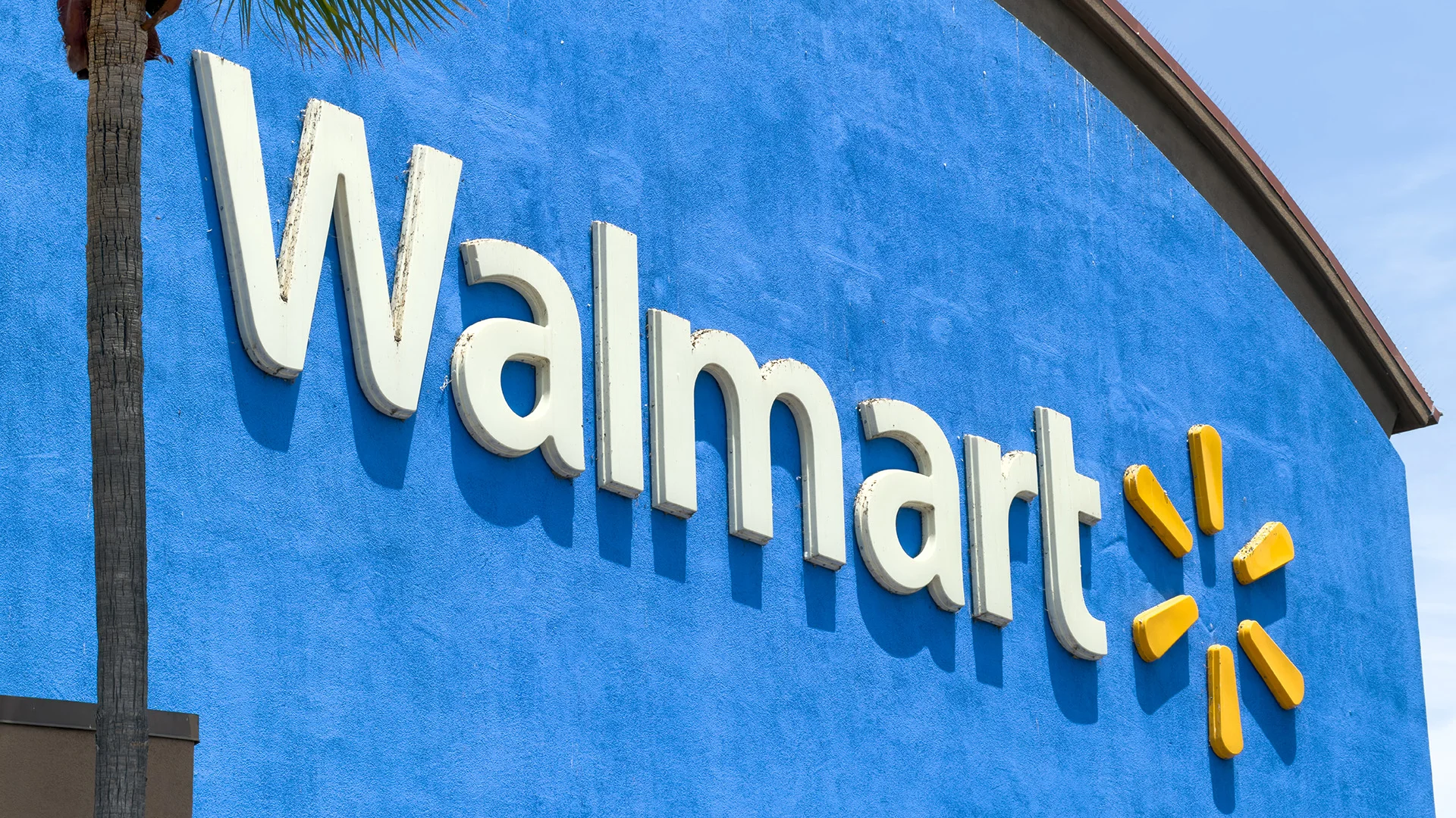 Walmart to use about $2.9 billion in tariff refunds to lower prices