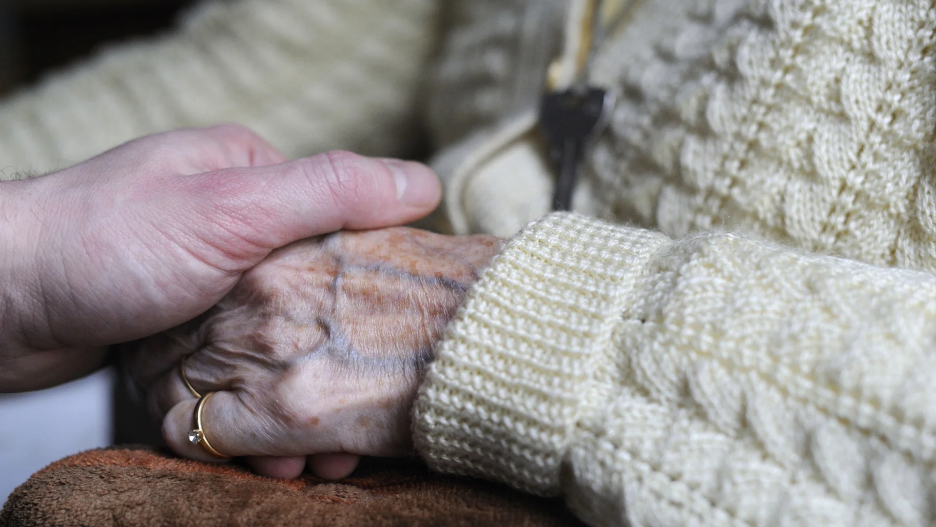 Could Common Osteoporosis Drugs Lower Your Dementia Risk? A Study of 120,000 Adults Found a Link