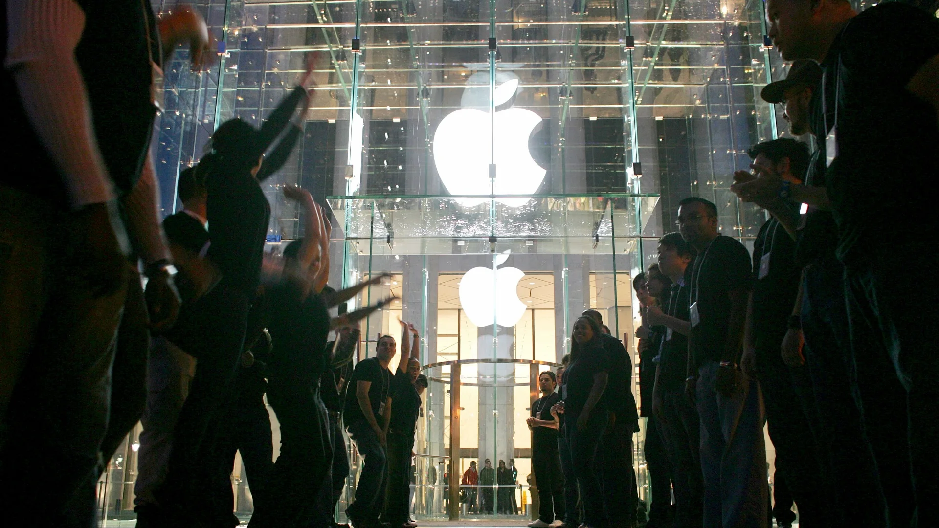 Steve Jobs tvivlade på Apple Store – bok avslöjar hur han övertygades