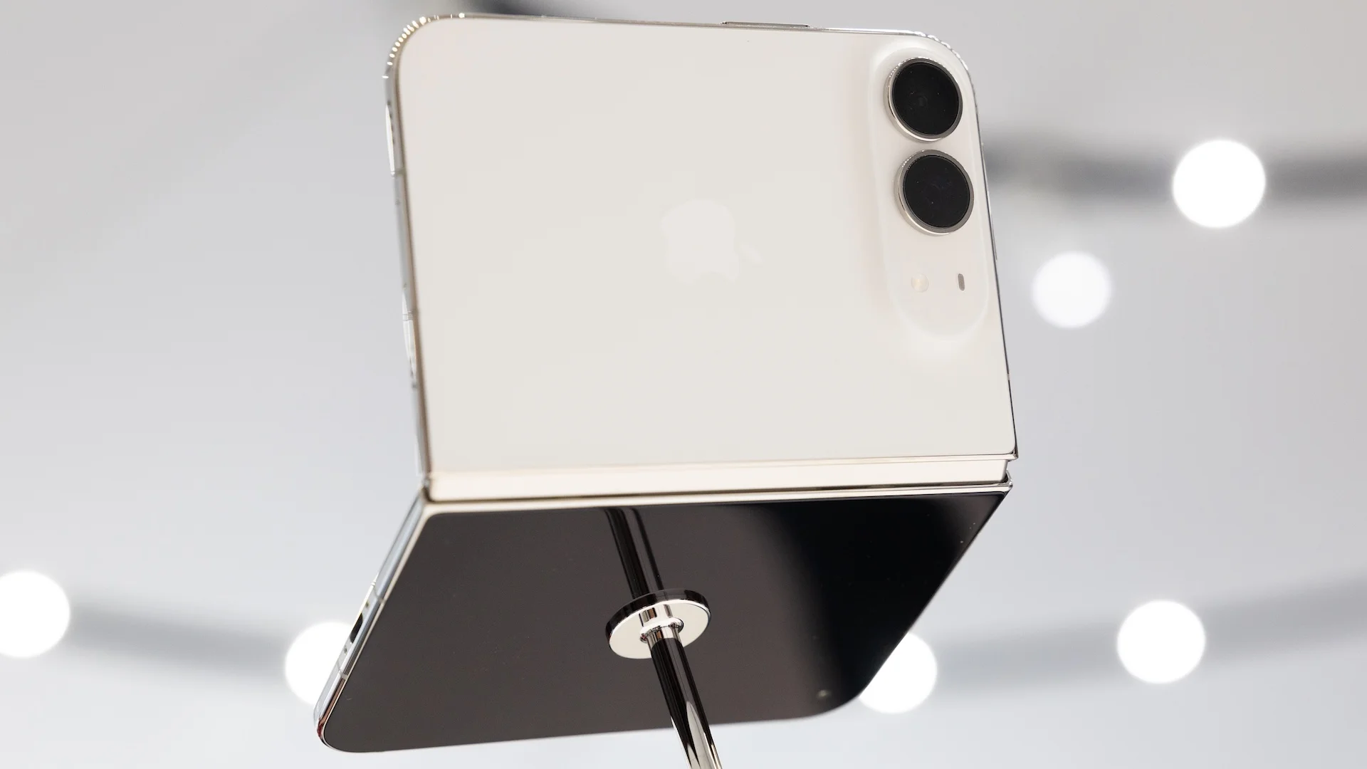 I Said Apple Would Never Ship a Foldable. Then I Saw the iPhone Duo