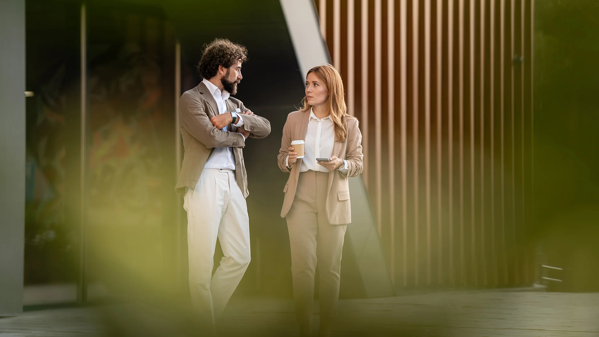 Mastering Conversation: Five Habits for Trust, Memorability, and Social Grace
