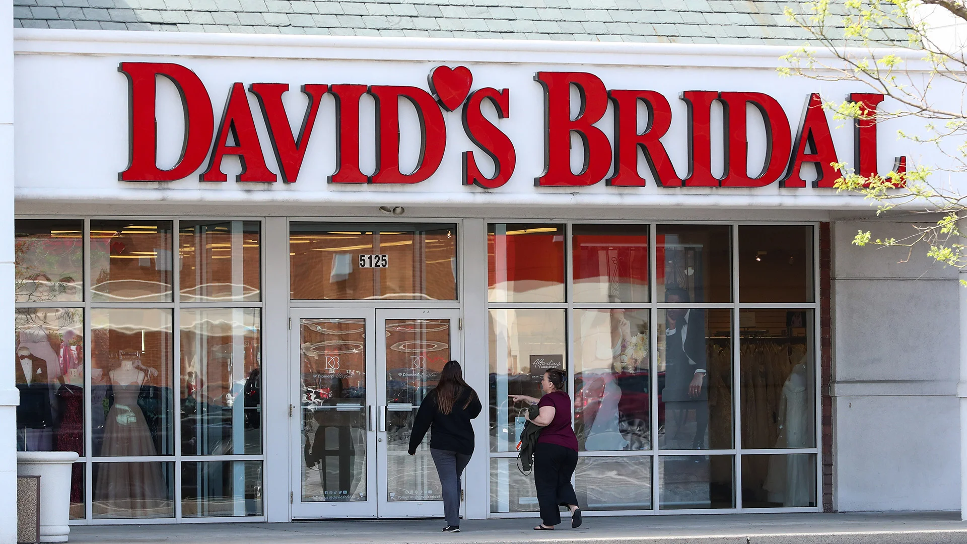 David’s Bridal Plans to Separate Its $350 Million Business. It Doesn’t Sell Wedding Dresses