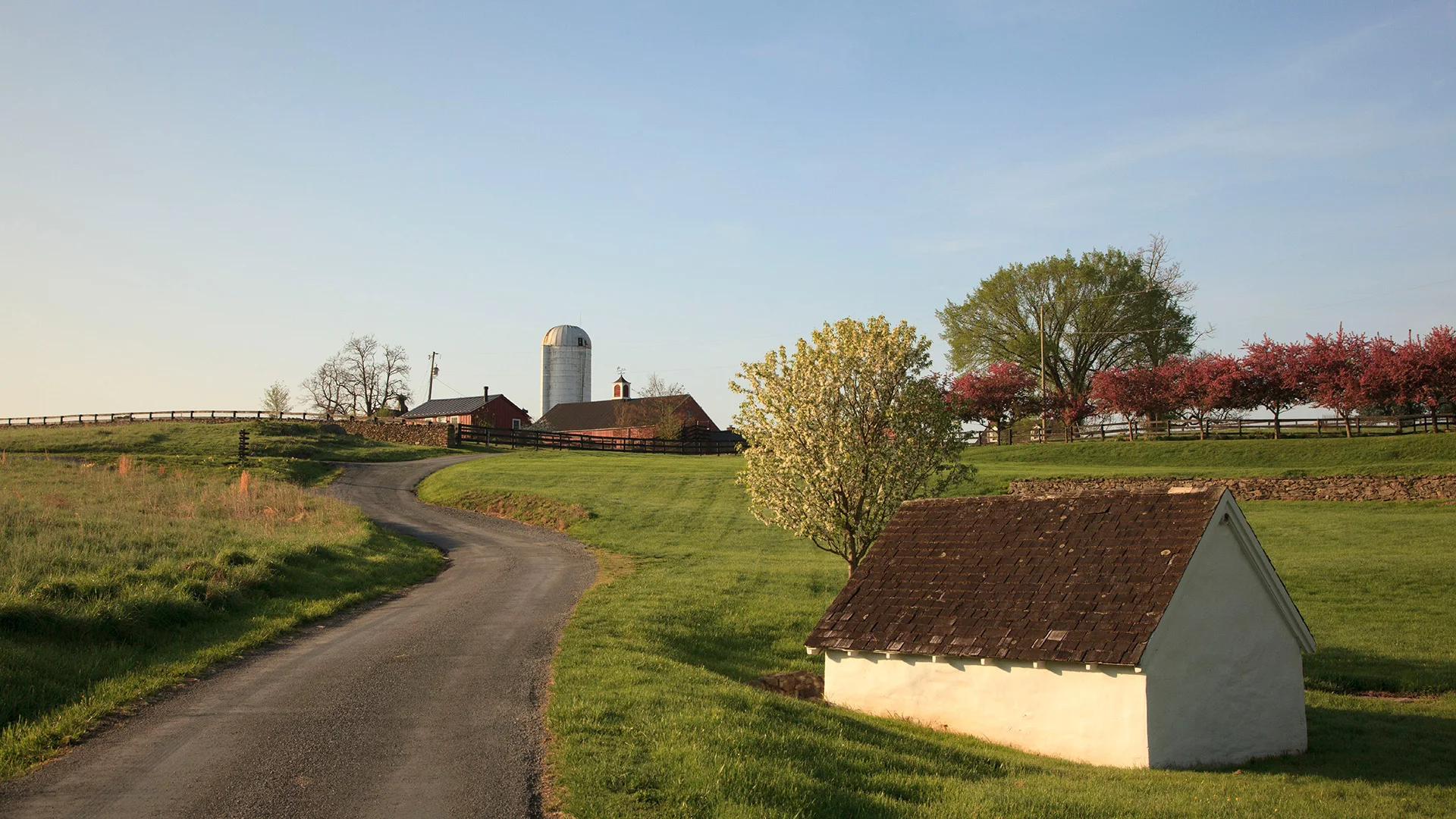 The Most Luxurious Thing About This Virginia Inn Isn’t What They Do for You. It’s What They Let You…