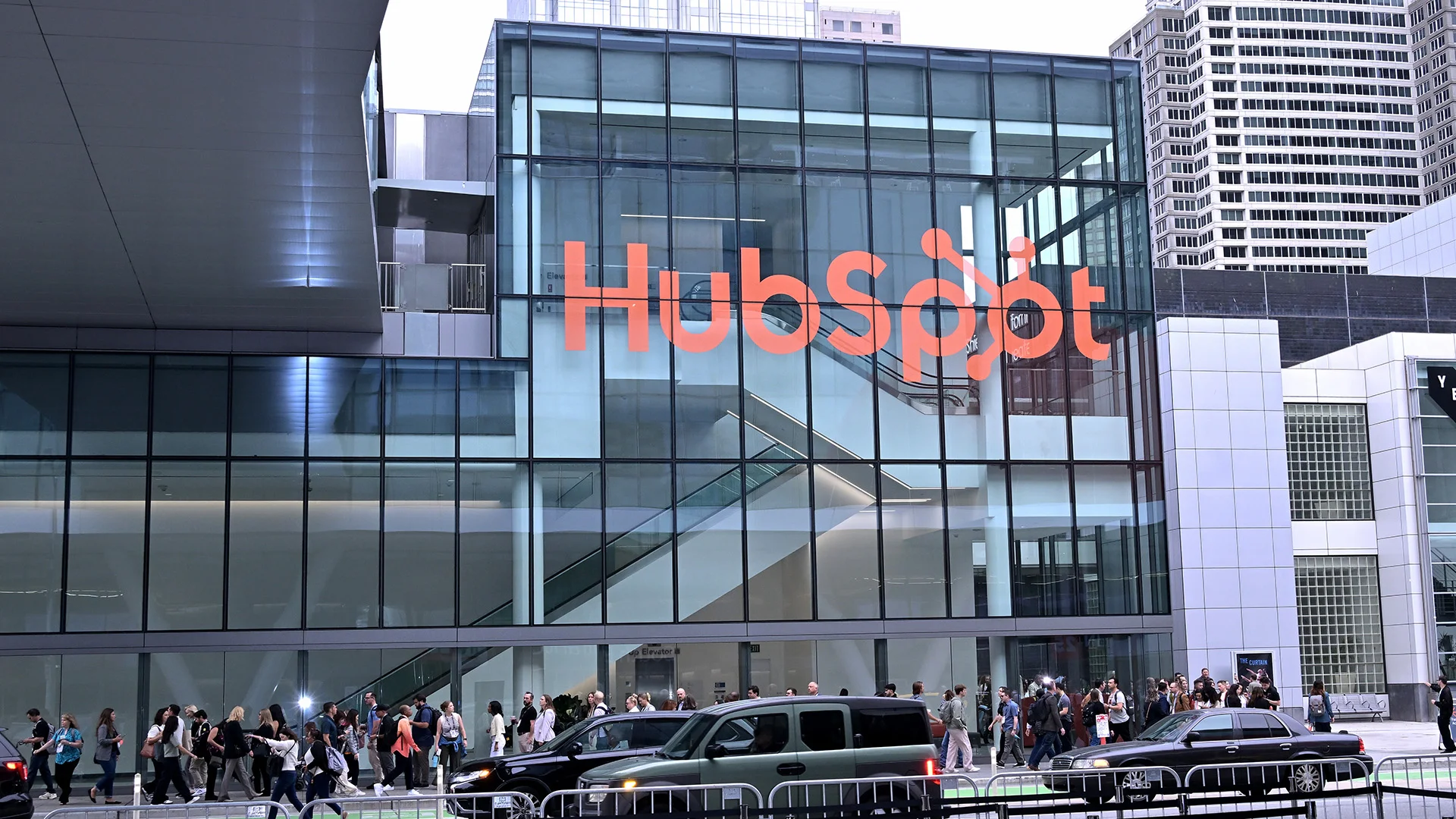 HubSpot’s New AI Credit Swap Is a Trap If You Don’t Set This One Rule