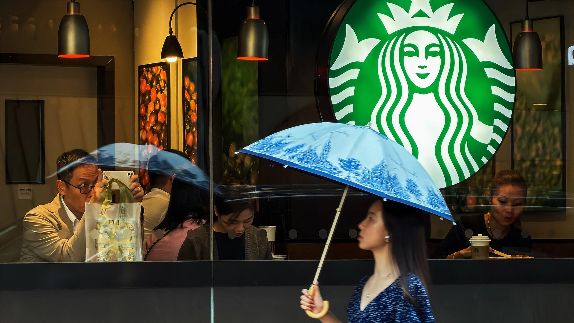 Starbucks Just Ruled Out Buying Chipotle. Small-Business Owners Should Take Notice