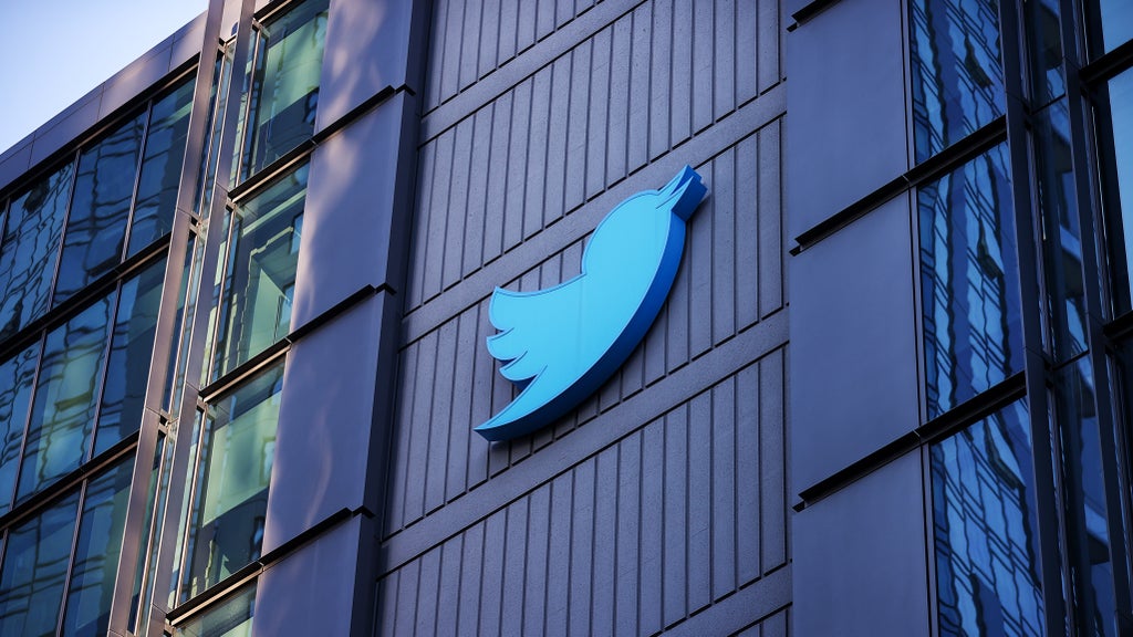 Just 1 Day After Jack Dorsey Stepped Down, Twitter Announced a Controversial Change - Vimarsana News
