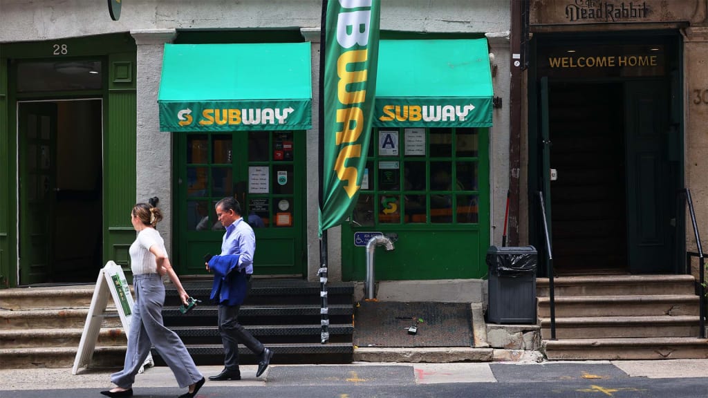 Subway says it's exploring selling the sandwich company, Retail News, ET  Retail