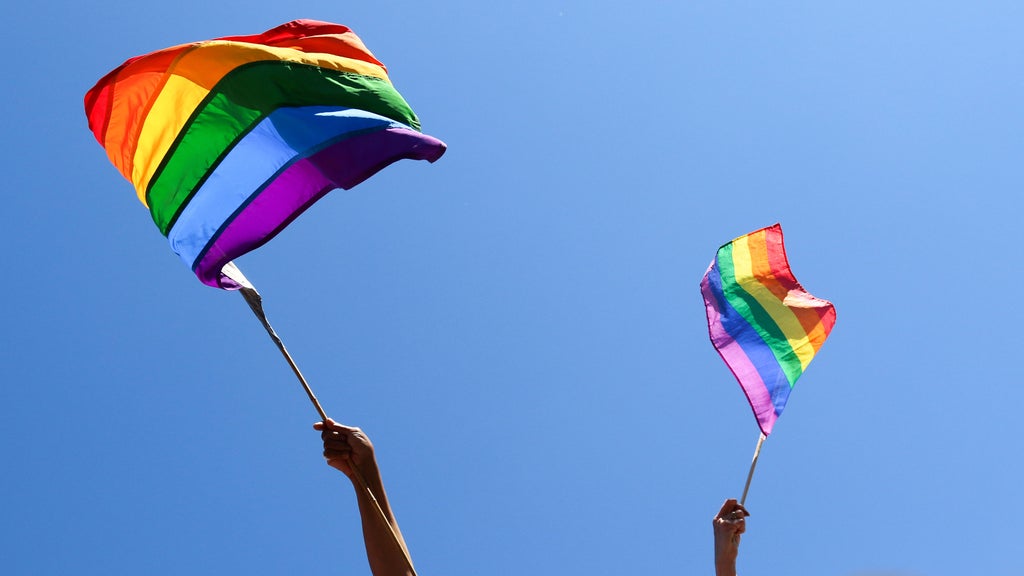 A Florida Valedictorian is Told to Not Say 'Gay' in His Graduation Speech. What He Does Next is a Great Example of Leadership - Vimarsana News