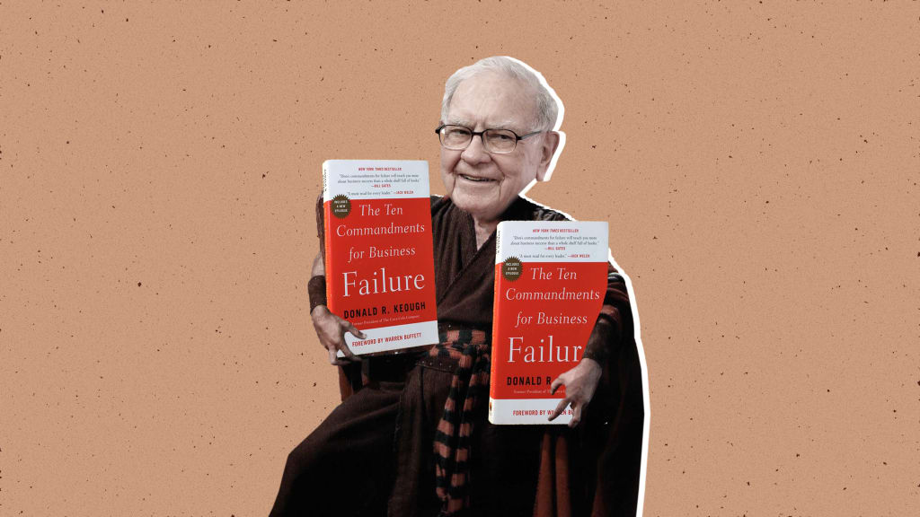 10 Books Warren Buffett Thinks You Should Read