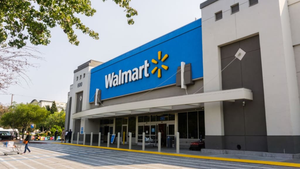 Walmart: A retail giant pivots to digital