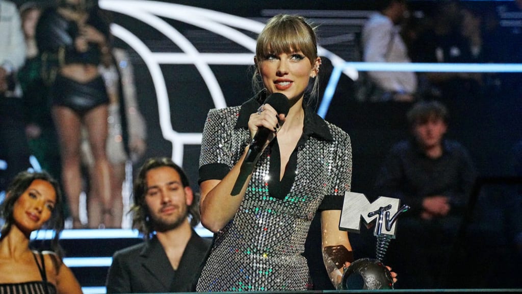 Taylor Swift responds to Ticketmaster fiasco