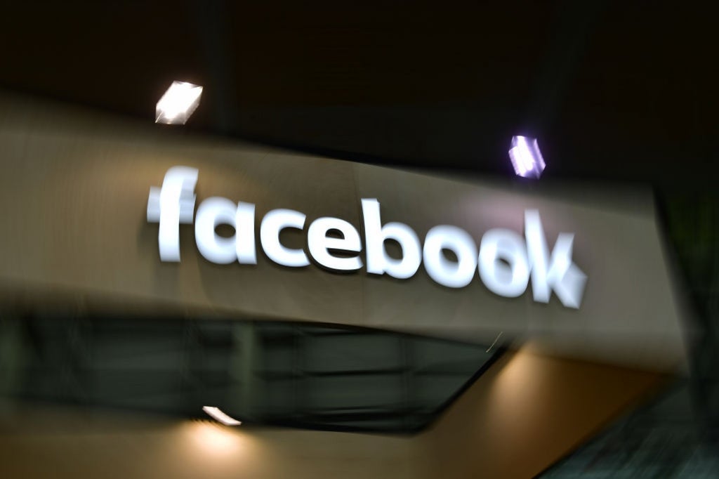 After 15 Years, Facebook Is Taking a Page Directly Out of Apple's Playbook. It's Not Going to End Well - Vimarsana News
