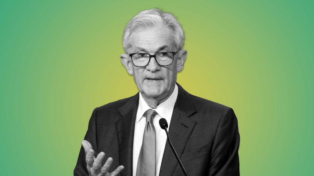 Powell's 'Restrictive' Approach Lets Fed Stay Flexible
