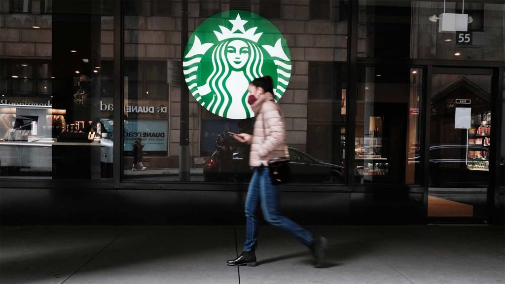 Starbucks Leadership: 'Everything Is Fine.' Starbucks Customers: 'Where's My Coffee?'