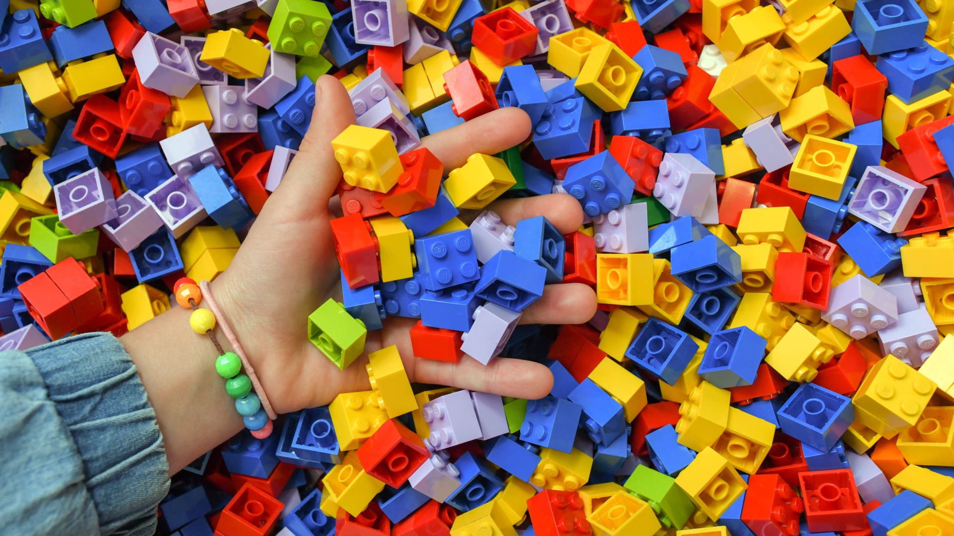 A 7-Year-Old Wrote to Lego Asking for a Job. The Company's Response Was Brilliant |