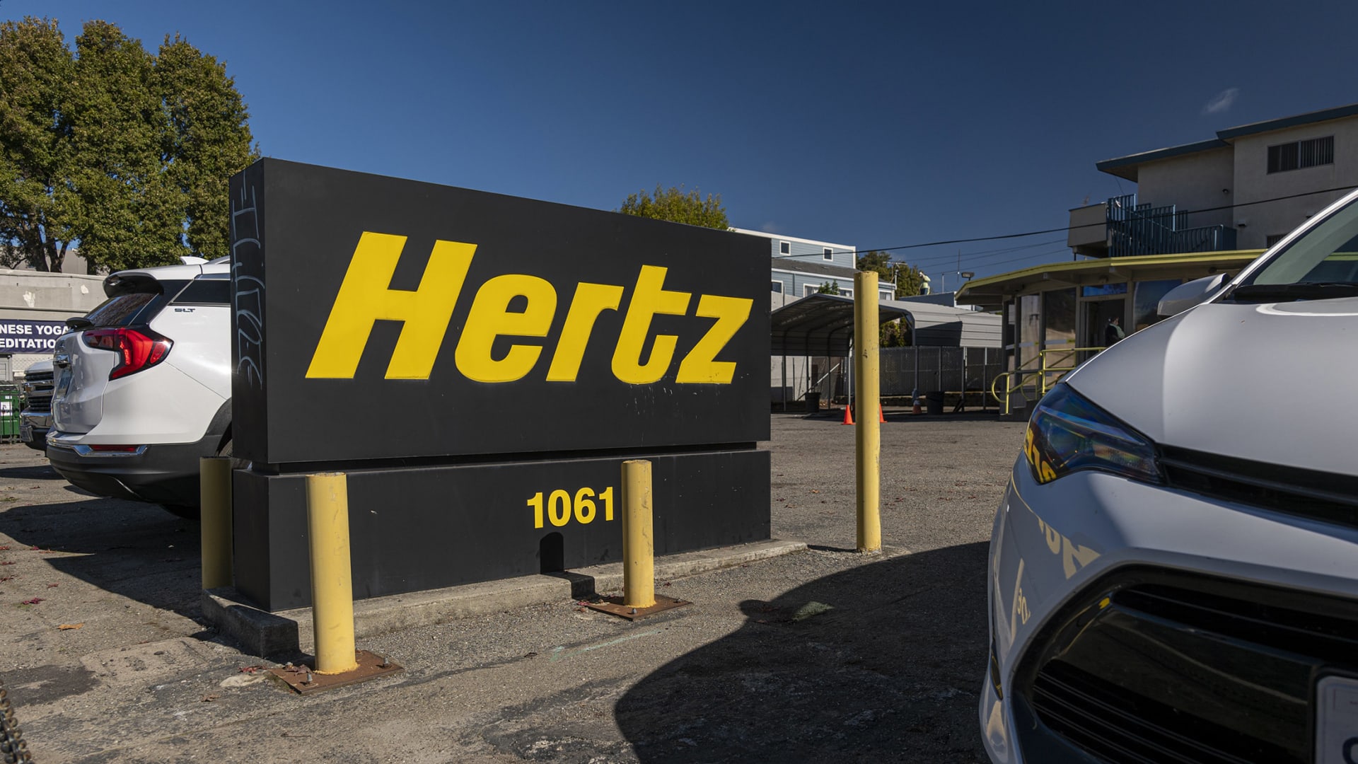 Furious Customers Are Suing Hertz for $529.7 Million. Here's the Lesson Every CEO Should Learn